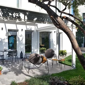 conti-guest-house-milan.it-lombardy.com/